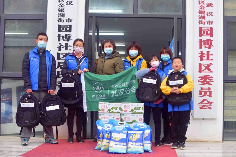 202111081609440252140310112301FD.jpg?nettype=in&needfile=1&hash=md5:8E:8D:C9:38:1E:06:FC:9D:2F:8C:B5:26:54:07:0C:84&size=124028&origurl=http%3A%2F%2F10.31.181.12%3A9080%2Fs%2F202111081609440252140310112301FD.jpg 武汉分会走访金银湖街道的贫困户1.jpg